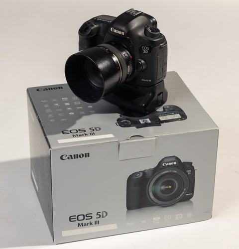 Canon eos mark - eos, iii