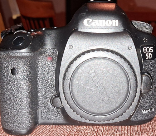 Canon eos mark iii - eos,