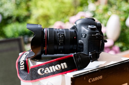 Canon eos mark iii - 5d,