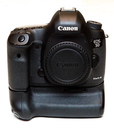 Canon eos mark iii - iii, 22.3mp