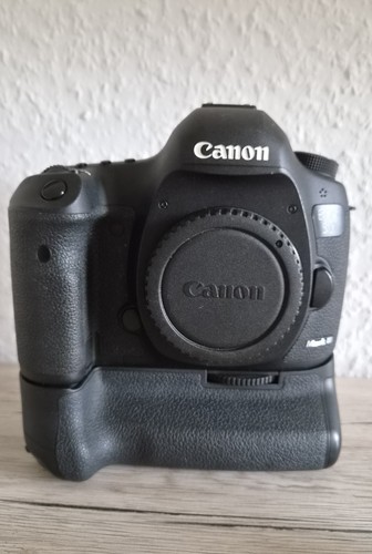 Canon eos mark - canon,