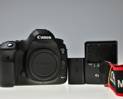 Canon eos mark iii - 5d, 22.3mp