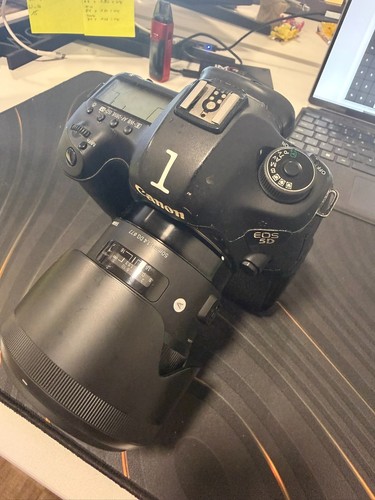 Canon eos mark iii - eos,